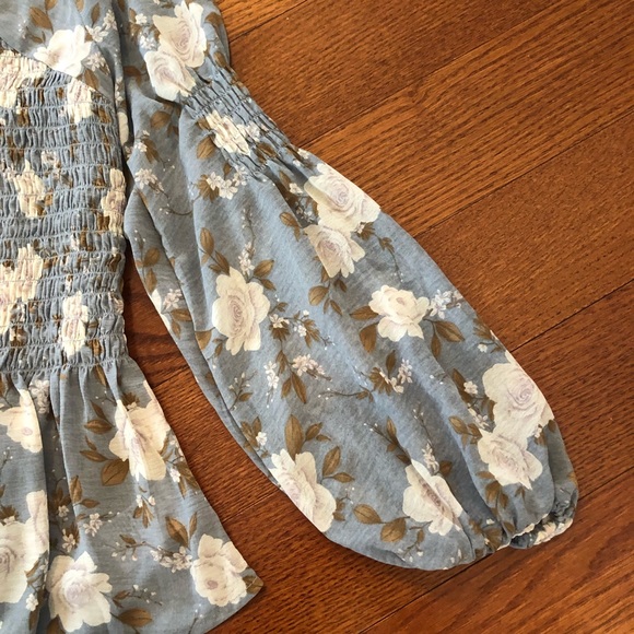 XS American Eagle Flower Print Peasant Top - Picture 2 of 5